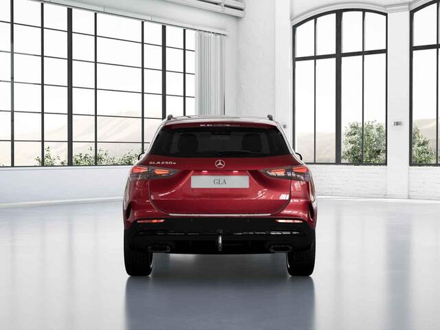 Mercedes-Benz GLA-KLASSE 250 e 140 Years Edition