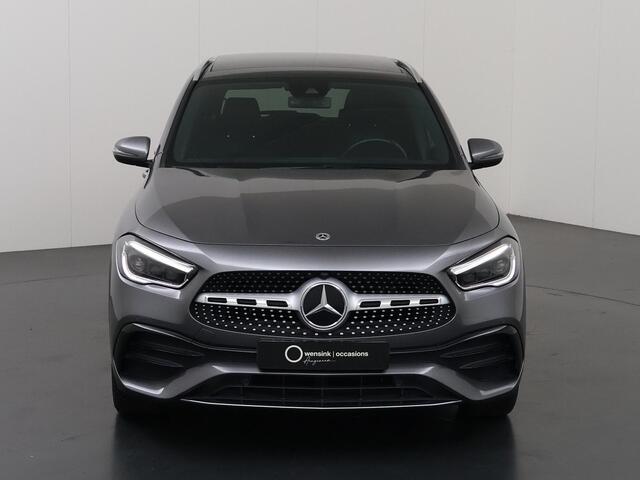 Mercedes-Benz GLA-KLASSE 250 e AMG | Panoramadak | Memory | Multibeam | Keyless | Sfeerverlichting | Stoelverwarming |