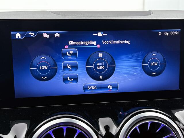 Mercedes-Benz GLA-KLASSE 250 e Star Edition AMG Line | Stoelverwarming, Achteruitrijcamera, Parkeersensoren, Metallic lak, AMG Line, Keyless Entry 19 inch Inclusief 24 maanden MB Certified garantie voor Europa.
