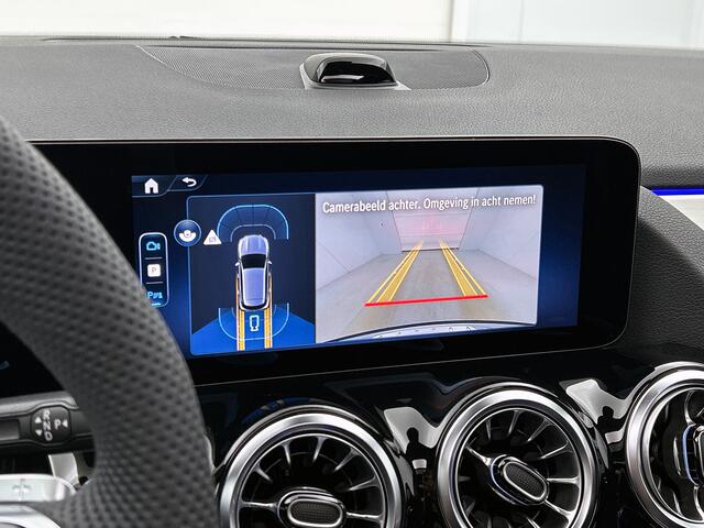 Mercedes-Benz GLA-KLASSE 250 e 140 Year Edition | Plus pakket | Nightpakket | Parkeerpakket | Panoramaschuifdak | 20" tien-dubbelspaaks AMG velgen | Warmtewerend, donkergetint glas |