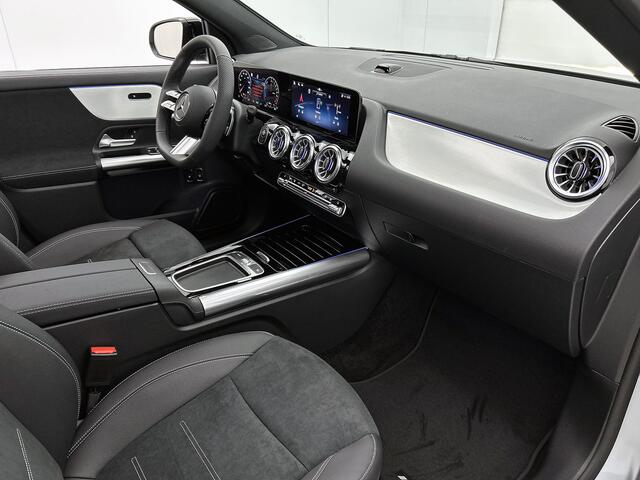 Mercedes-Benz GLA-KLASSE 250 e 140 Year Edition | Plus pakket | Parkeerpakket | Panoramaschuifdak | 20" tien-dubbelspaaks AMG velgen | Warmtewerend, donkergetint glas |