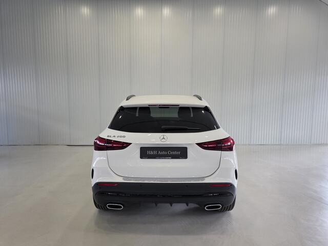 Mercedes-Benz GLA-KLASSE 200 AMG Line |CAMERA|CARPLAY|Sfeerverlichting|