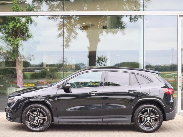 Mercedes-Benz GLA-KLASSE 250 e Business Solution AMG l Keyless l Panoramadak l Stoelverwarming