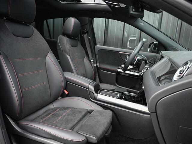 Mercedes-Benz GLA-KLASSE 250 e Business Solution AMG | Panorama dak | Memory seats | Stoelverwarming | Head-up | Camera | Ambiance interieur | Distronic |