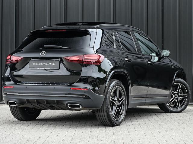 Mercedes-Benz GLA-KLASSE 250 e Business Solution AMG | Panorama dak | Memory seats | Stoelverwarming | Head-up | Camera | Ambiance interieur | Distronic |