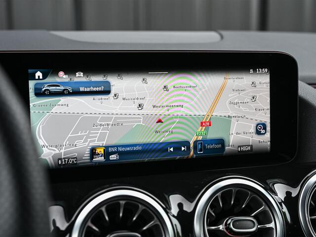 Mercedes-Benz GLA-KLASSE 250 e Business Solution AMG | Panorama dak | Memory seats | Stoelverwarming | Head-up | Camera | Ambiance interieur | Distronic |