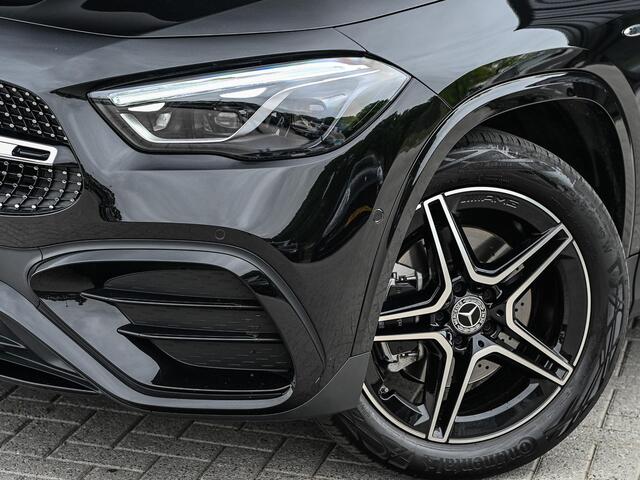 Mercedes-Benz GLA-KLASSE 250 e Business Solution AMG | Panorama dak | Memory seats | Stoelverwarming | Head-up | Camera | Ambiance interieur | Distronic |