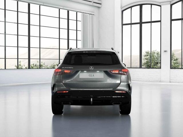 Mercedes-Benz GLA-KLASSE 250 e 140 Years Edition