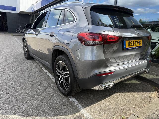Mercedes-Benz GLA-KLASSE 250 e Progressive