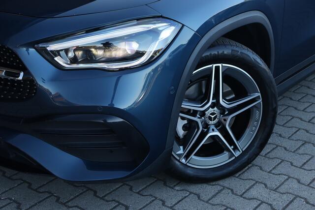 Mercedes-Benz GLA-KLASSE 250 e AMG Line | Pano | Trekhaak | Memory |