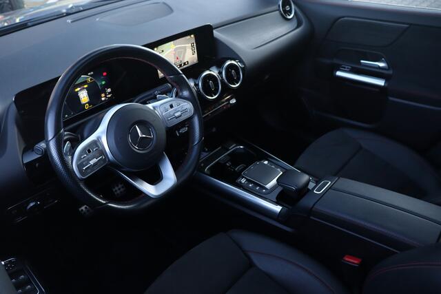 Mercedes-Benz GLA-KLASSE 250 e AMG Line | Pano | Trekhaak | Memory |
