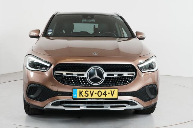 Mercedes-Benz GLA-KLASSE 250 e AMG Line | Pano | Camera | Ambient | Digi dash |