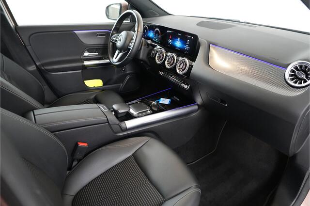 Mercedes-Benz GLA-KLASSE 250 e AMG Line | Pano | Camera | Ambient | Digi dash |