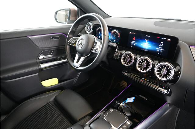 Mercedes-Benz GLA-KLASSE 250 e AMG Line | Pano | Camera | Ambient | Digi dash |