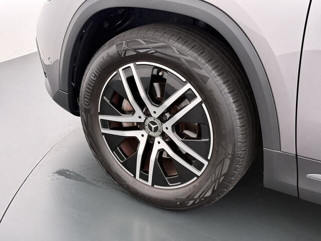 Mercedes-Benz GLA-KLASSE 180 Luxury Line | Pano Memory Multibeam Sfeer Keyless