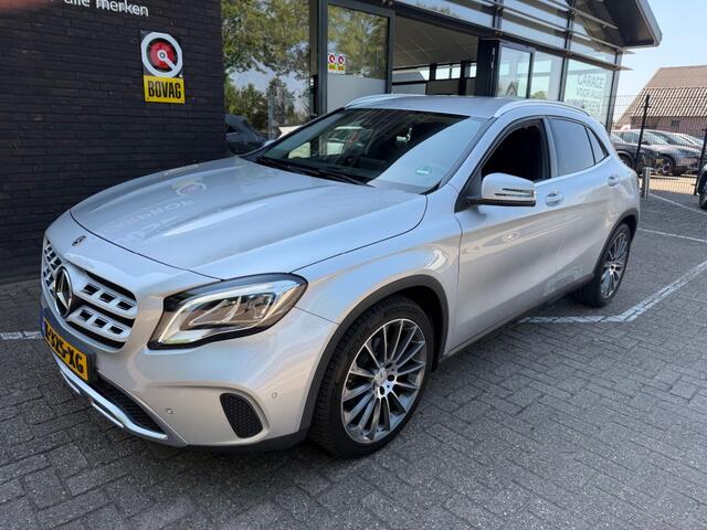 Mercedes-Benz GLA-KLASSE 180 BNSSOL AMGUPED