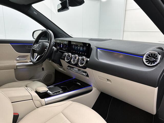 Mercedes-Benz GLA-KLASSE 200 Luxury Line | Machiatobeige int. | Sfeerverlichting | Dode Hoek Ass | Keyless Go | Parkeerpakket met Camera | Inclusief 24 maanden Mercedes-Benz Certified garantie voor Europa.