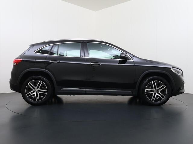Mercedes-Benz GLA-KLASSE 250 e Luxury | Keyless | ACC | Thermotronic