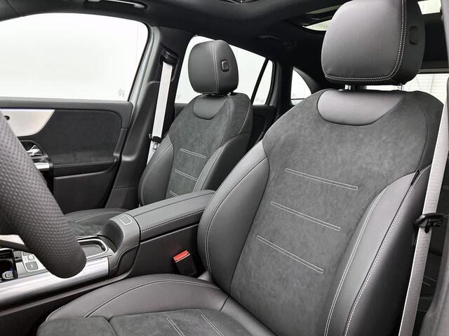 Mercedes-Benz GLA-KLASSE 250 e 140 Year Edition | Plus pakket | Nightpakket | Trekhaak | Panoramaschuifdak | 20" tien-dubbelspaaks AMG velgen | Warmtewerend, donkergetint glas |