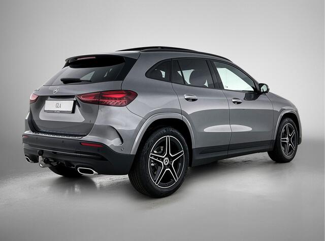 Mercedes-Benz GLA-KLASSE 180 Business Solution AMG | Premium Plus pakket | Nightpakket | Trekhaak | Panoramaschuifdak | DISTRONIC | Burmester Surround Sound systeem | GUARD 360 ° Plus | 19" vijf-dubbelspaaks AMG velgen |