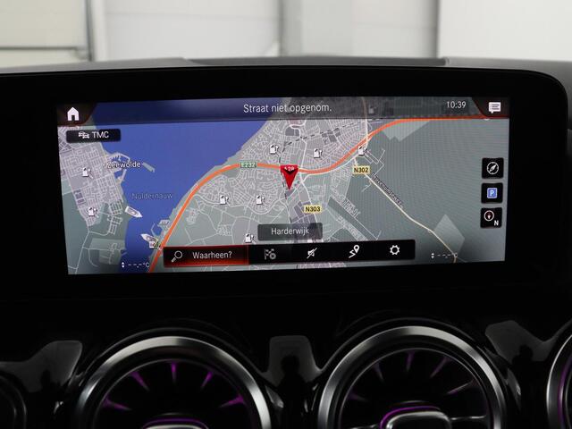 Mercedes-Benz GLA-KLASSE 250 e Business Solution AMG Limited | SOH 95,2% | Leder/alcantara | Stoelverwarming | Carplay | Sfeerverlichting | Cruise control | Camera | Park assist | Trekhaak