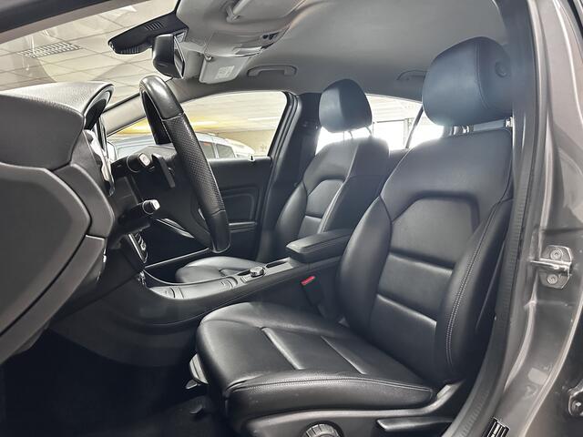 Mercedes-Benz GLA-KLASSE 180 Premium Plus/ Automaat/ Camera/ Sportstoelen/ Apple + Android/ Stoelverw./ 18'' LMV/ Cruise/ LED Koplampen/ PDC V+A/ Bluetooth/ LEDER/ Dakrails/ Chroom/ Navi.