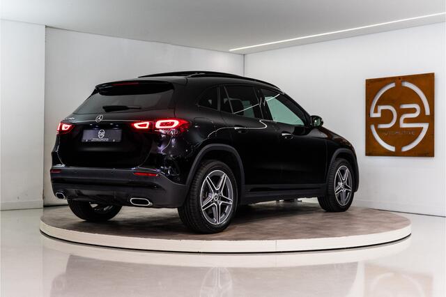 Mercedes-Benz GLA-KLASSE 250 e AMG 218PK | Pano | Keyless | Dodehoek | ACC | Carplay | 12 MND Garantie