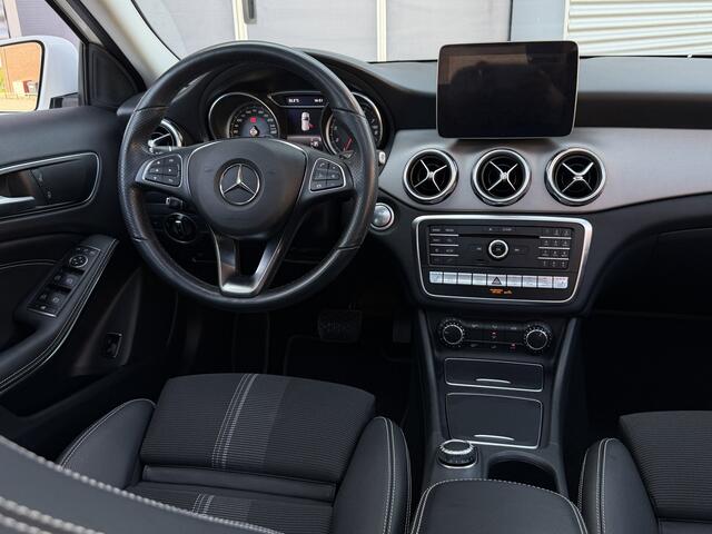 Mercedes-Benz GLA-KLASSE 220 4Matic Business I Aut. I Pano.dak I Navi I 50.000 km