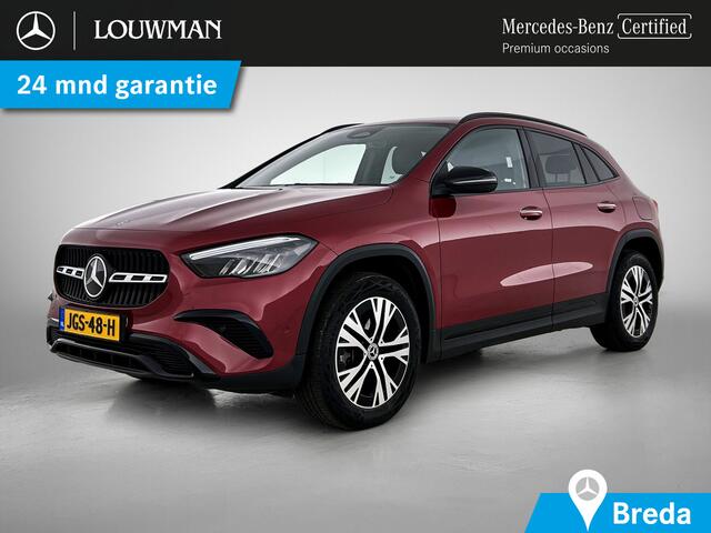 Mercedes-Benz GLA-KLASSE 250 e Plug-In Hybride | Trekhaak | Nightpakket | Sfeerverlichting | 11 kW Laden | Stuur en Stoelverwarming | Inclusief 24 maanden MB Certified garantie voor Europa.