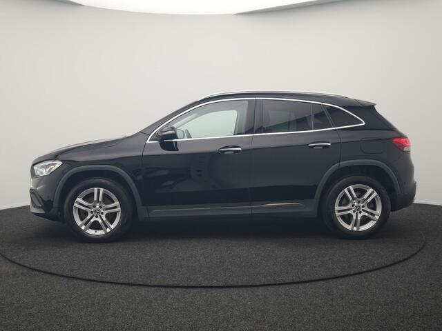 Mercedes-Benz GLA-KLASSE 250 e Luxury Line PHEV 218pk Dealer O.H | SOH 96.6% | Trekhaak Af Fabriek | Sportstoelen Memory & Verwarmd | Cruise Control | Camera | Blis | Keyless | Carplay | DAB | Navigatie | Virtual | 18"L.M | Plug In Hybrid