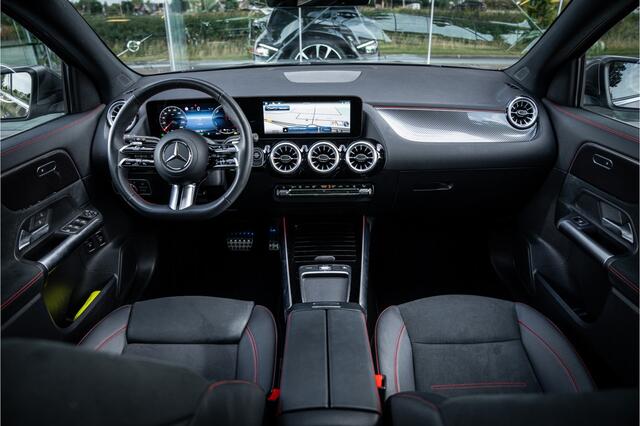 Mercedes-Benz GLA-KLASSE 250 e Star Edition AMG Line ** Panodak ** Keyless ** Camera ** Carplay EV rijbereik tot 70km