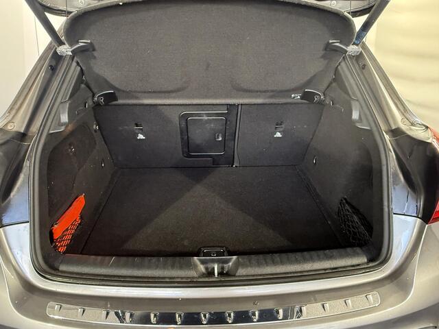 Mercedes-Benz GLA-KLASSE 180 Business Solution AMG / NL auto / Voll. historie / 67.000km