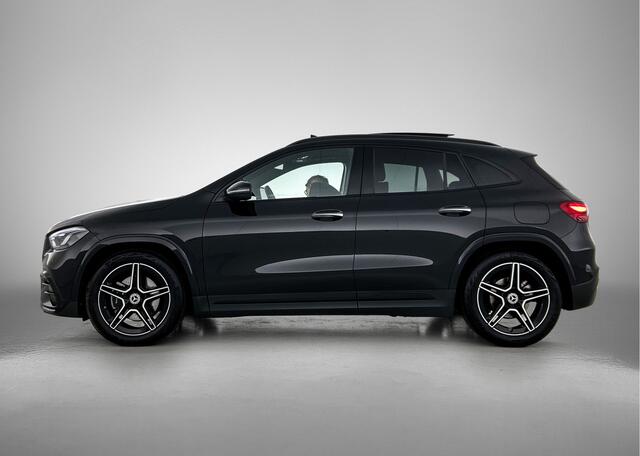Mercedes-Benz GLA-KLASSE 200 AMG Line | Sfeerverlichting | Panoramadak | Cruise Control | Inclusief 24 maanden MB Certified garantie voor Europa.