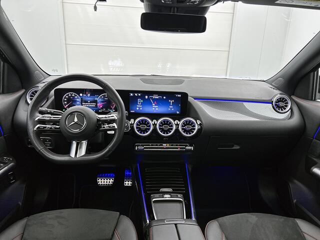 Mercedes-Benz GLA-KLASSE 200 AMG Line | Sfeerverlichting | Panoramadak | Cruise Control | Inclusief 24 maanden MB Certified garantie voor Europa.