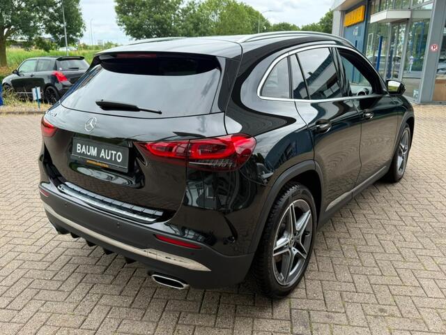 Mercedes-Benz GLA-KLASSE 200 AMG LINE AUTOMAAT NAVI PDC-CAMERA STOELVW.