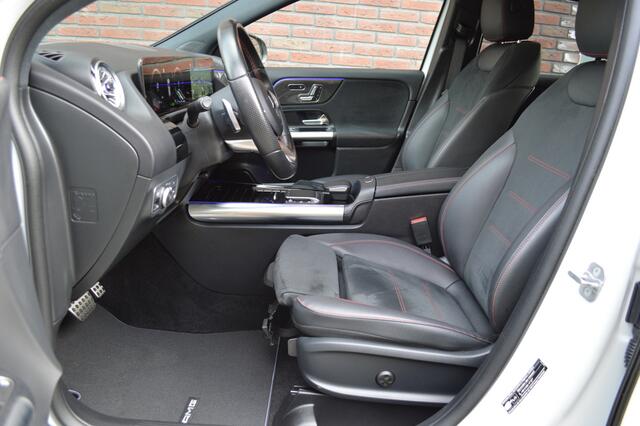 Mercedes-Benz GLA-KLASSE 250 e AMG Multibeam Panorama Memory Distronic Head-Up Camera Pdc