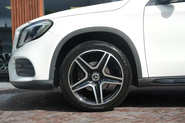 Mercedes-Benz GLA-KLASSE 200 Premium Plus AMG Panoramadak Carplay Leer/Alcantara Cruise Clima