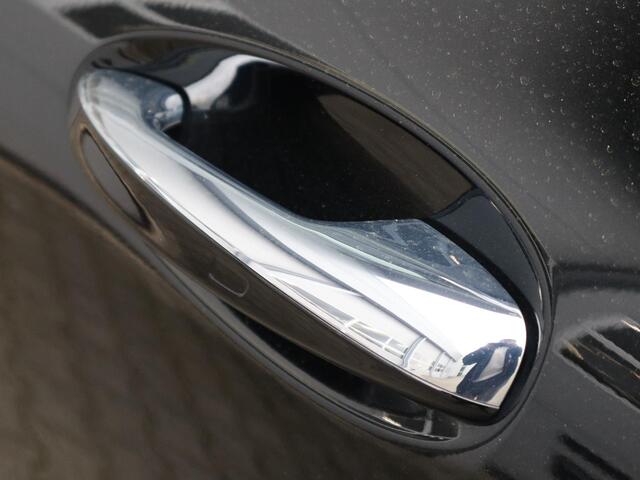 Mercedes-Benz GLA-KLASSE 250 e Business Solution AMG Limited