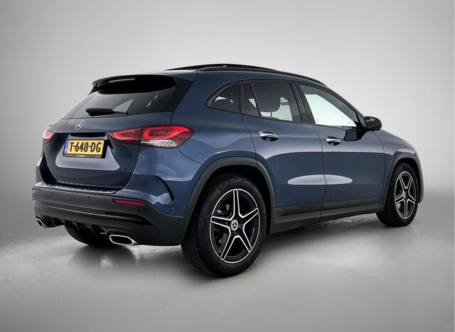 Mercedes-Benz GLA-KLASSE 180 AMG Line Panoramadak | Stoelverwarming | Sfeerverlichting | Keyless Go | incl. 24 maanden Mercedes-Benz Certified Garantie