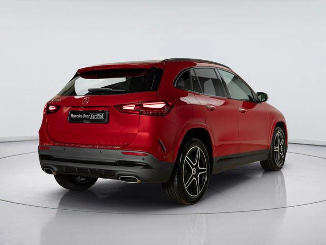 Mercedes-Benz GLA-KLASSE 250 e AMG Line