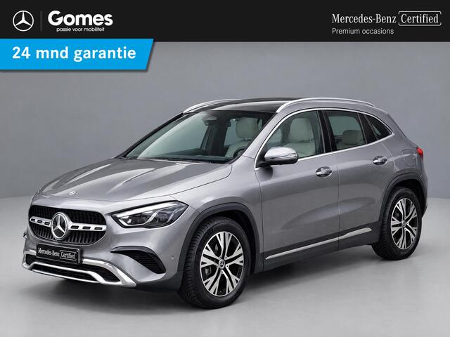 Mercedes-Benz GLA-KLASSE 180 Star Edition Luxury Line | Panoramadak | Trekhaak Wegklapbaar | Memory Pakket | Achteruitrijcamera | Sfeerverlichting | Stoelverwarming | Dodehoekassistentie | Multibeam LED | Keyless-GO | Elektrisch Bedienbare Achterklep