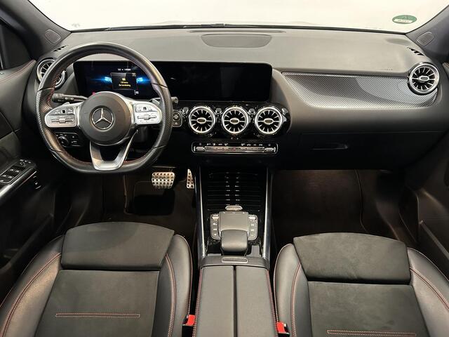 Mercedes-Benz GLA-KLASSE 200 AMG Line | Pano | Trekhaak | Memory | Mat grijs |