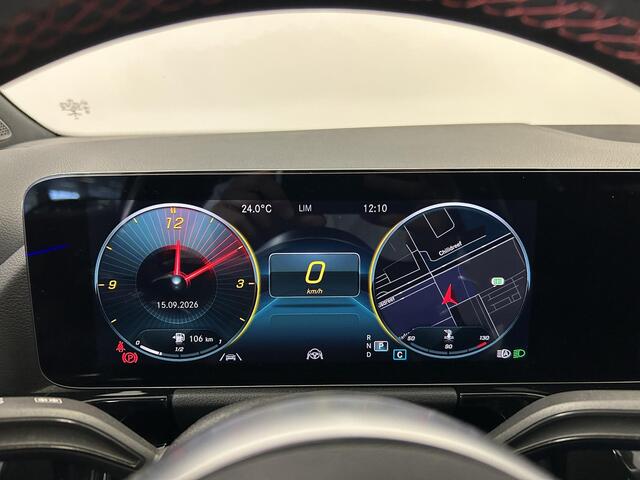 Mercedes-Benz GLA-KLASSE 200 AMG Line | Pano | Trekhaak | Memory | Mat grijs |