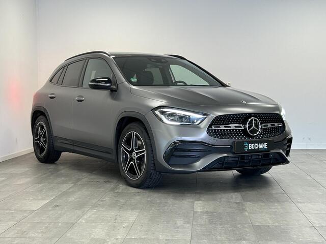 Mercedes-Benz GLA-KLASSE 200 AMG Line | Pano | Trekhaak | Memory | Mat grijs |