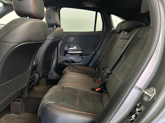 Mercedes-Benz GLA-KLASSE 200 AMG Line | Pano | Trekhaak | Memory | Mat grijs |