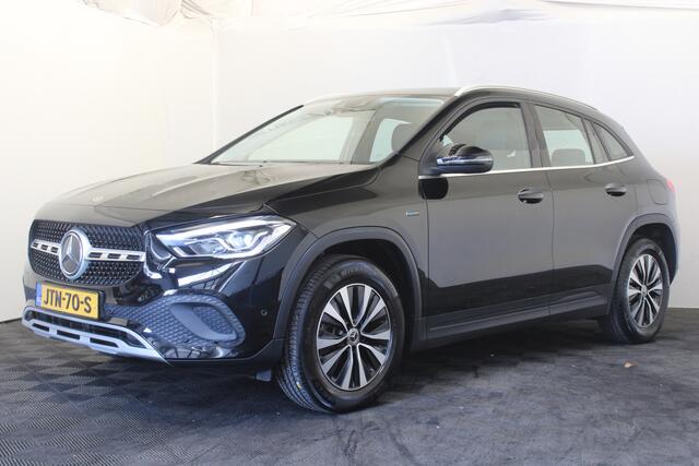 Mercedes-Benz GLA-KLASSE 250 e Style |Navi|Camera|Stoelverw.|