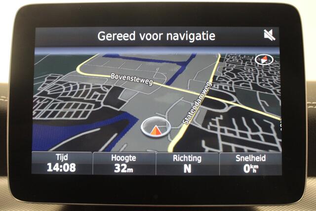 Mercedes-Benz GLA-KLASSE 200 Premium Plus |Pano|Navi|