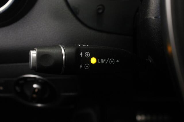 Mercedes-Benz GLA-KLASSE 200 Premium Plus |Pano|Navi|