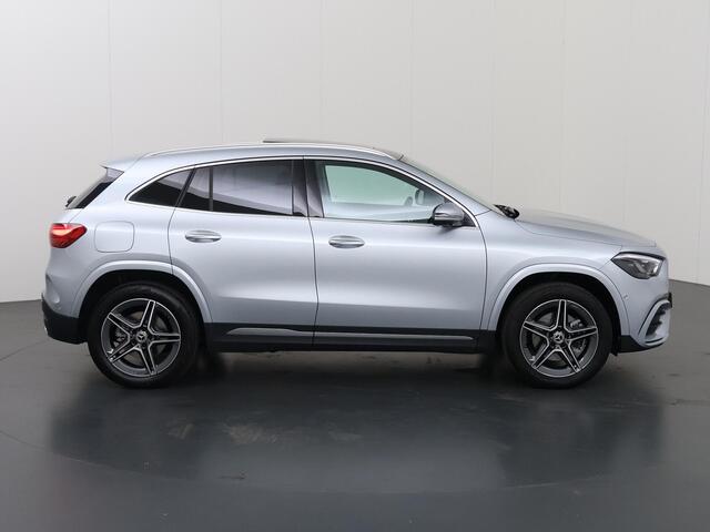 Mercedes-Benz GLA-KLASSE 250 e Business Solution AMG | Trekhaak | Memory | Headup | Digital Light | Sfeerverlichting |