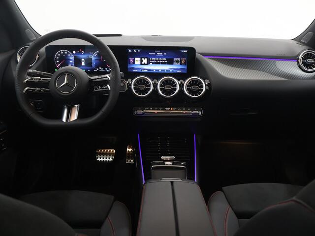 Mercedes-Benz GLA-KLASSE 250 e Business Solution AMG | Trekhaak | Memory | Headup | Digital Light | Sfeerverlichting |